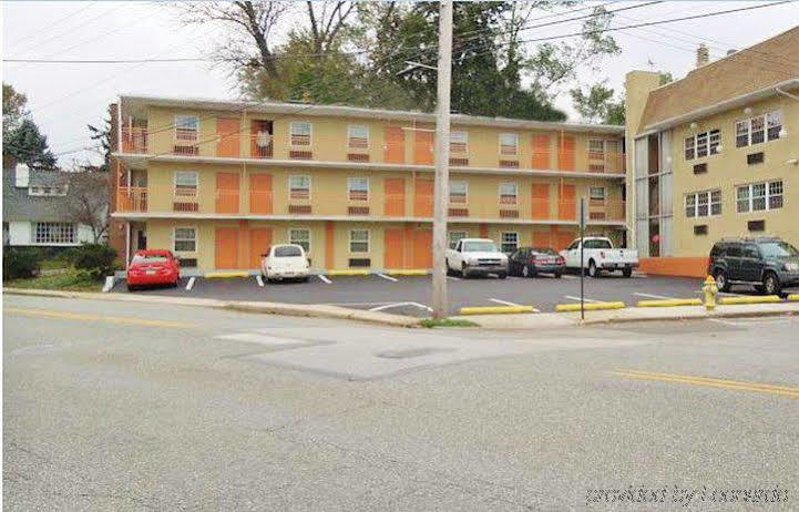 Media Inn&Suites Bagian luar foto