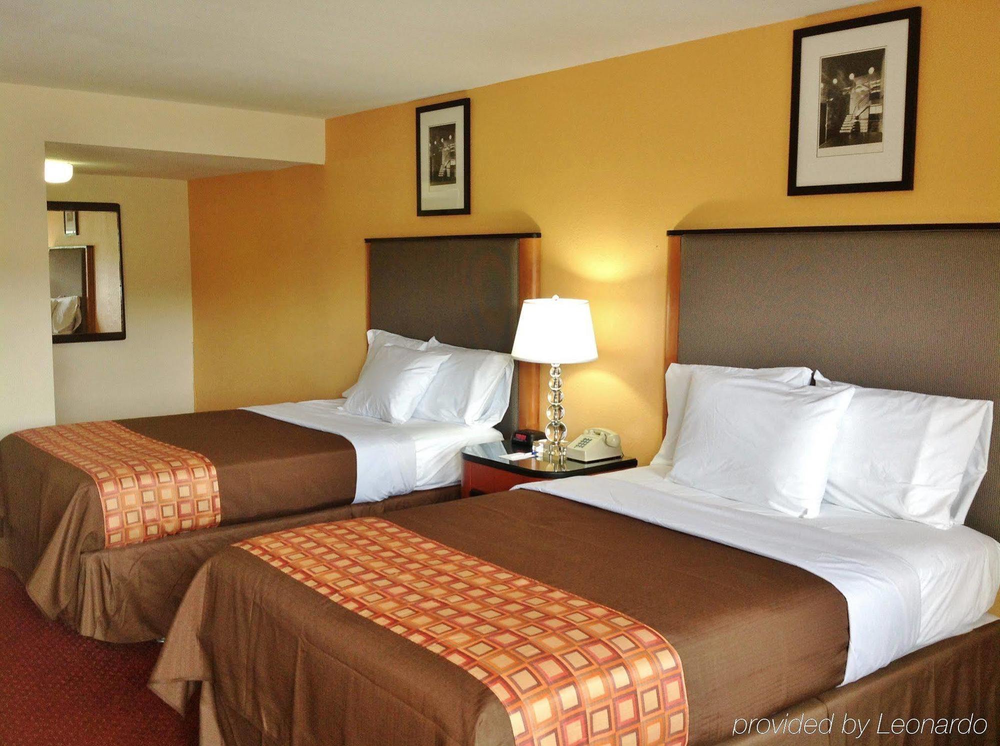 Media Inn&Suites Bagian luar foto